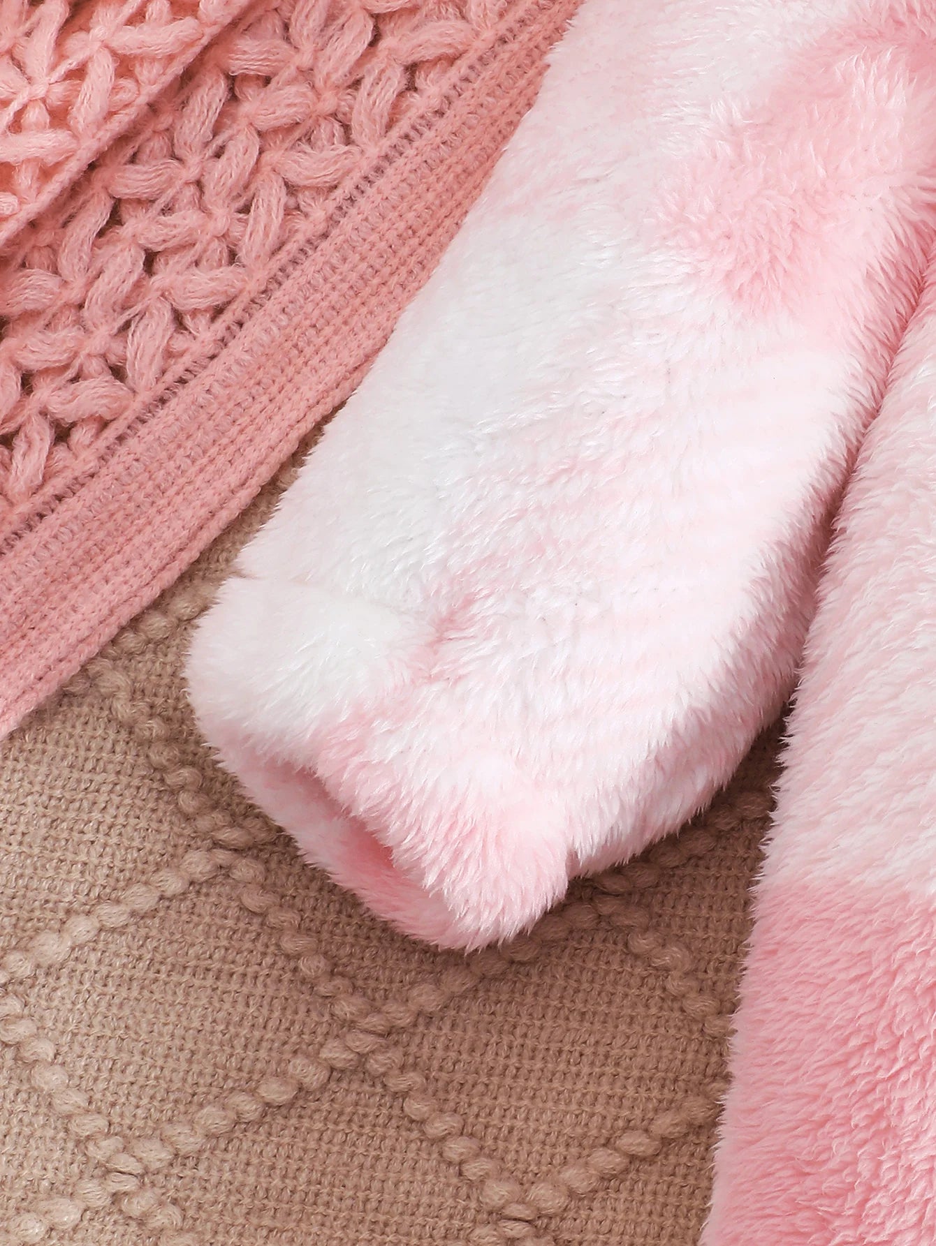 Baby Girl Plush Hooded Jumpsuit – Winter Checkered Romper (0–24M)